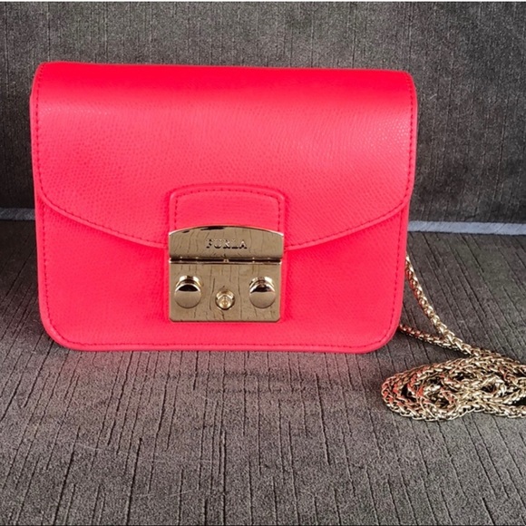 EXCELLENT CONDITIONS! Furla Metropolis Pink Salmon bag ✨ - Picture 1 of 6